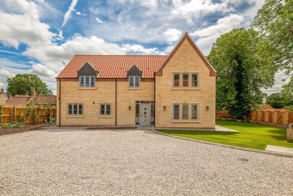 Plot 1 - Front